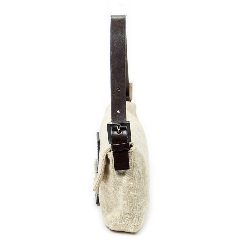 Fendi Baguette - Picture 3 of 10